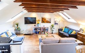 1 Bedroom Studio With Free Parking